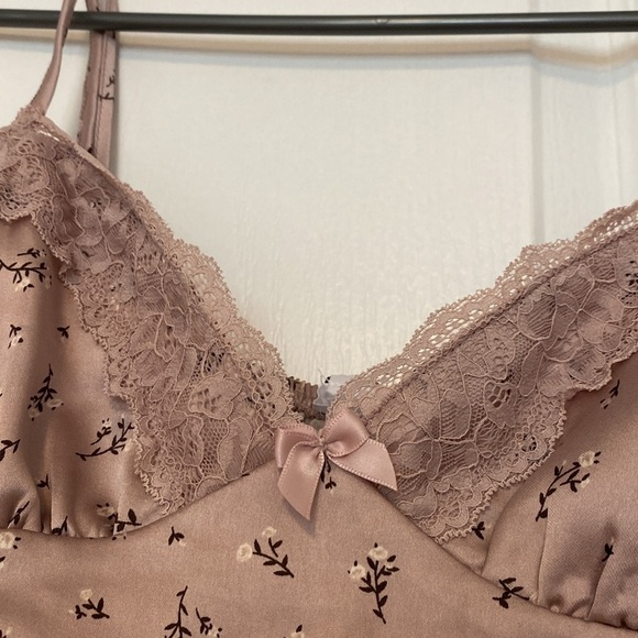 GARAGE- Satin Tank - Picture 6 of 16